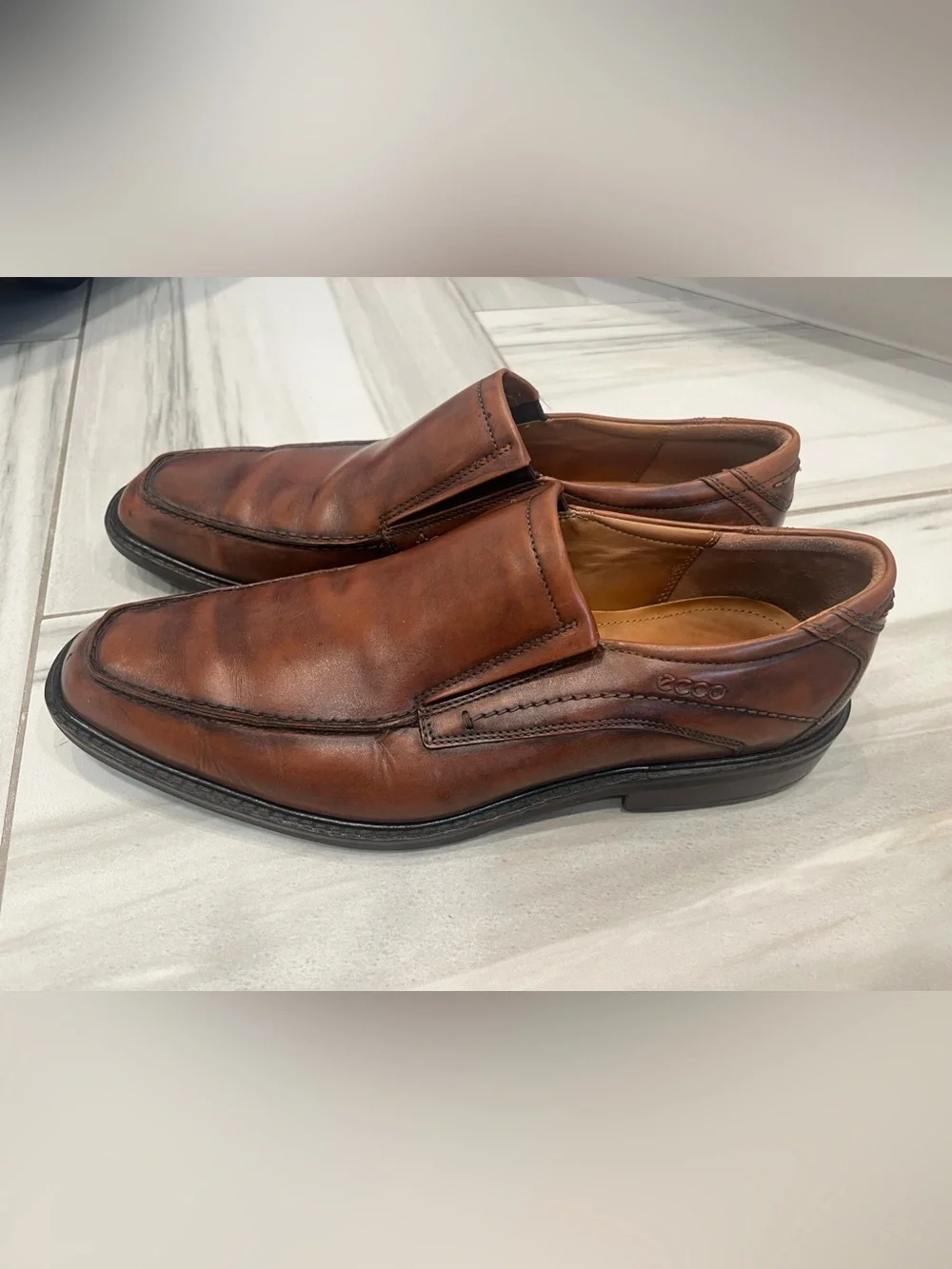 Ecco Men's Tan Brown Leather Slip-On Loafers shoes